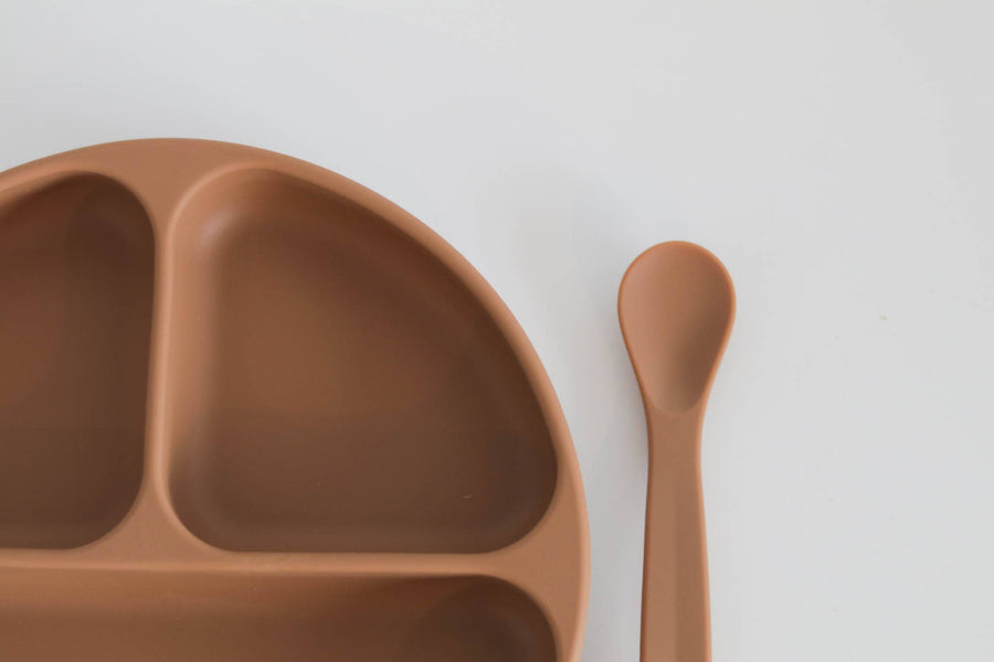 Silicone Suction Plate With Lid and Spoon: Sand