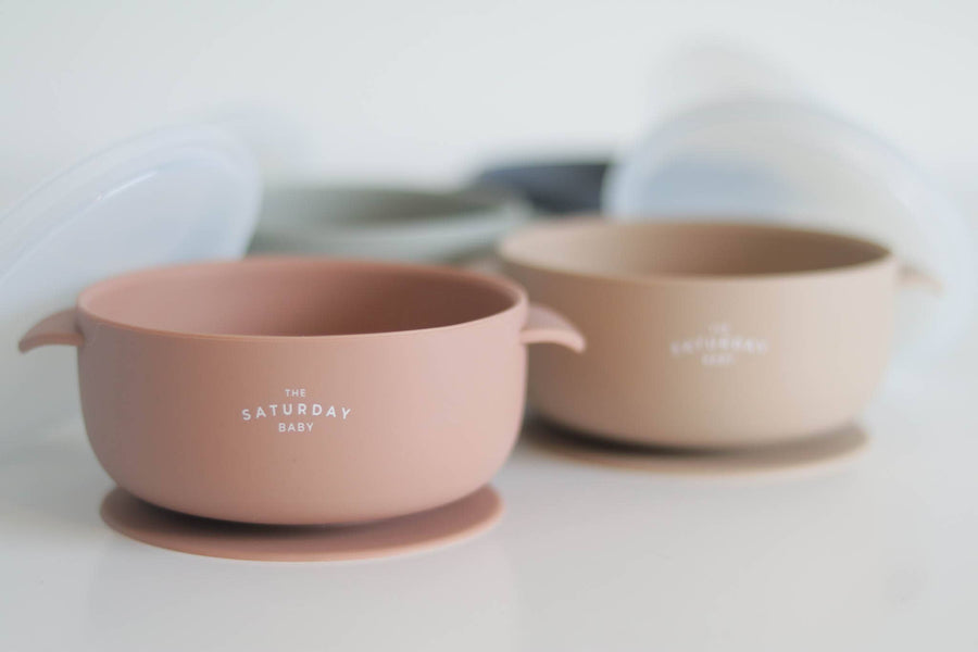 Suction Bowl With Lid: Peach