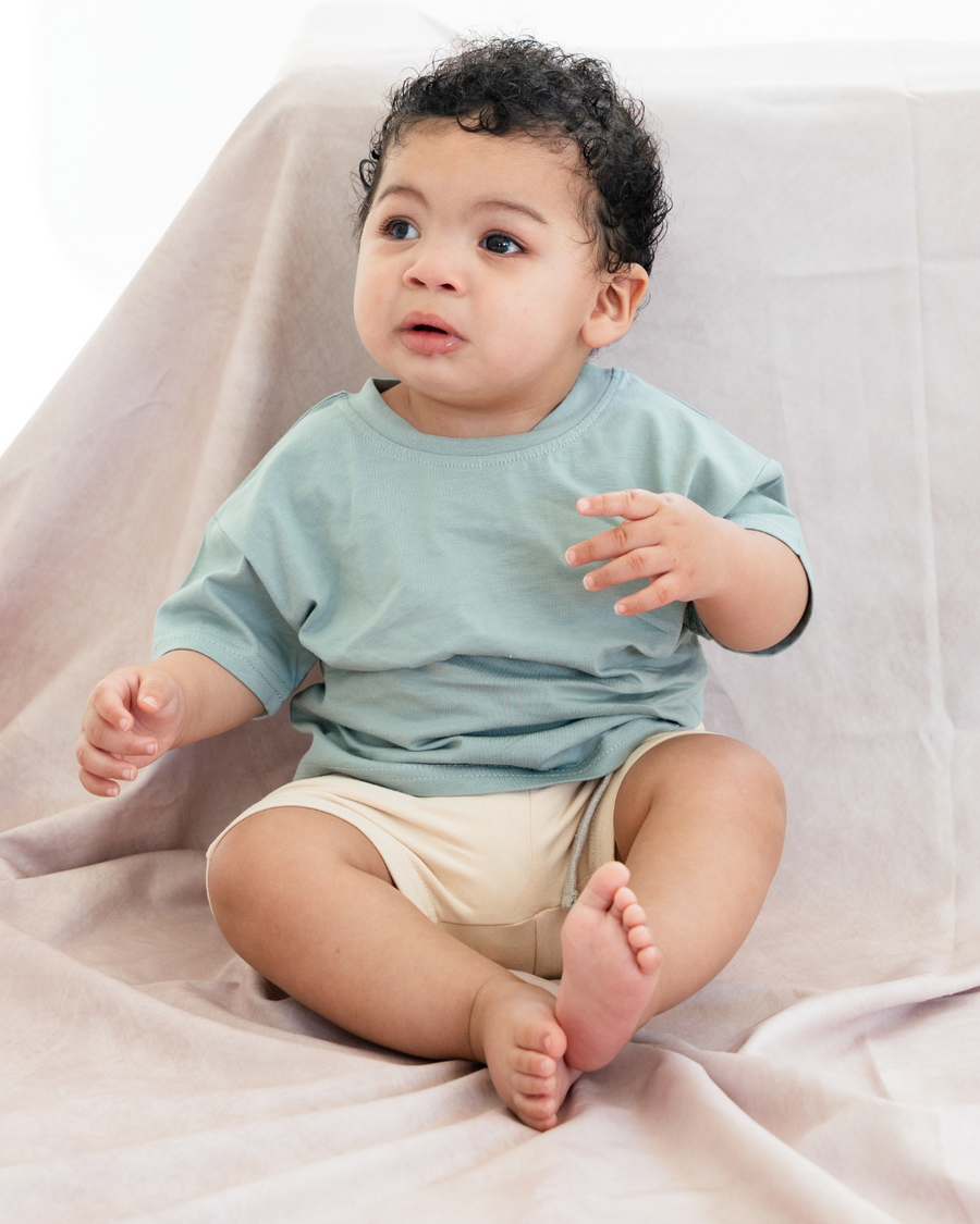 Declan Tee – Eucalyptus