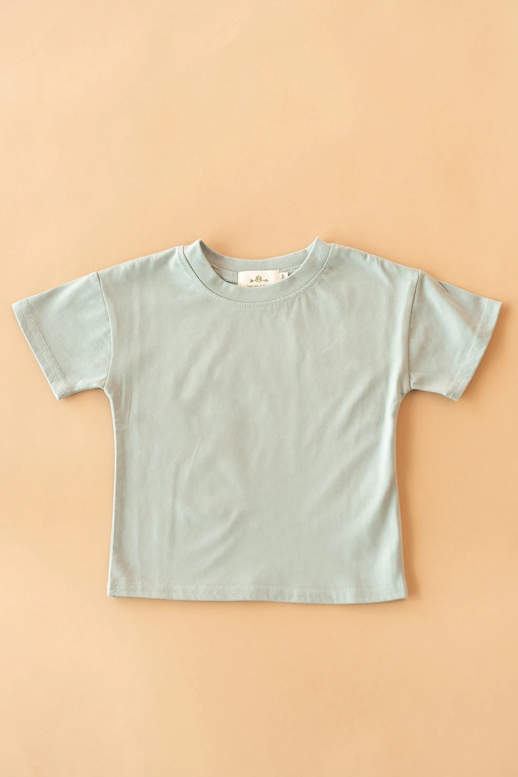 Declan Tee – Eucalyptus