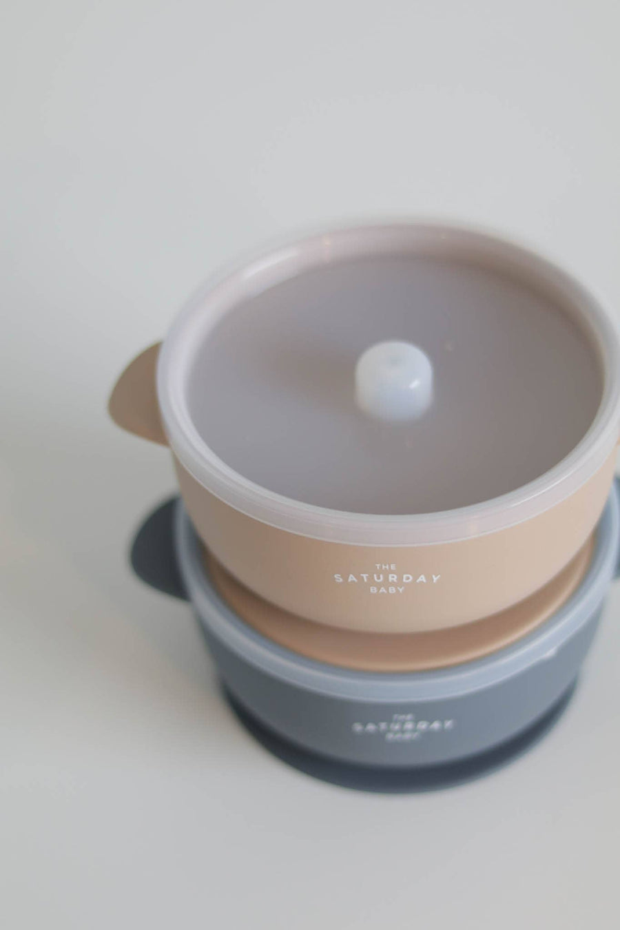 Suction Bowl With Lid: Cloud