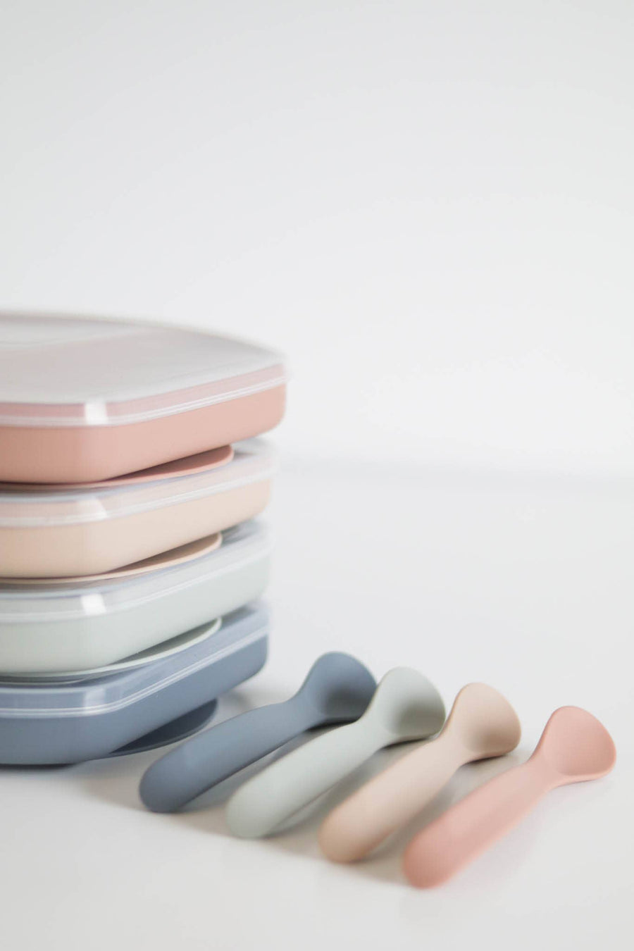 Silicone Suction Plate With Lid and Spoon: Ocean