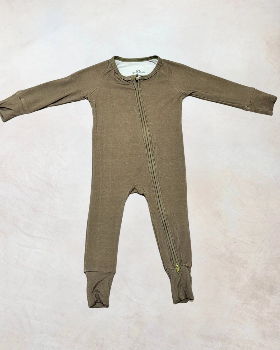 Gothic Olive Bamboo Sleeper